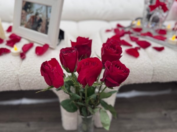 Proposal Room Decoration - Image 8